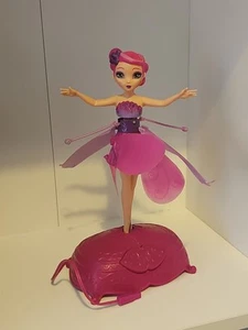Flutterbye Flying Fairy - Picture 1 of 4