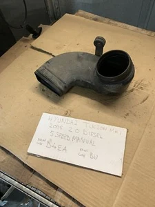 Hyundai Tucson MK1 2005 2.0 D - Air Intake Hose Pipe 28211-2E200 - Picture 1 of 8