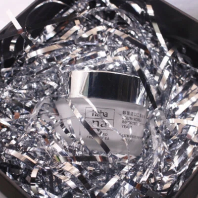 200g Shiny Shredded Plastic Gift Box Filler Luxury Packaging Hamper Glitter New - Image 1 of 4