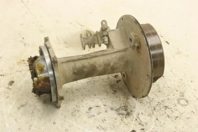 Держатель задней оси и тормоз в сборе Yamaha Champ 100 87 18432 - Изображение 1 из 4