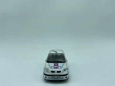 MODELLINO AUTO RENAULT SCENIC 2002 POLIZIA - UNIVERSAL HOBBIES - SCALA 1:43 - Immagine 1 di 4