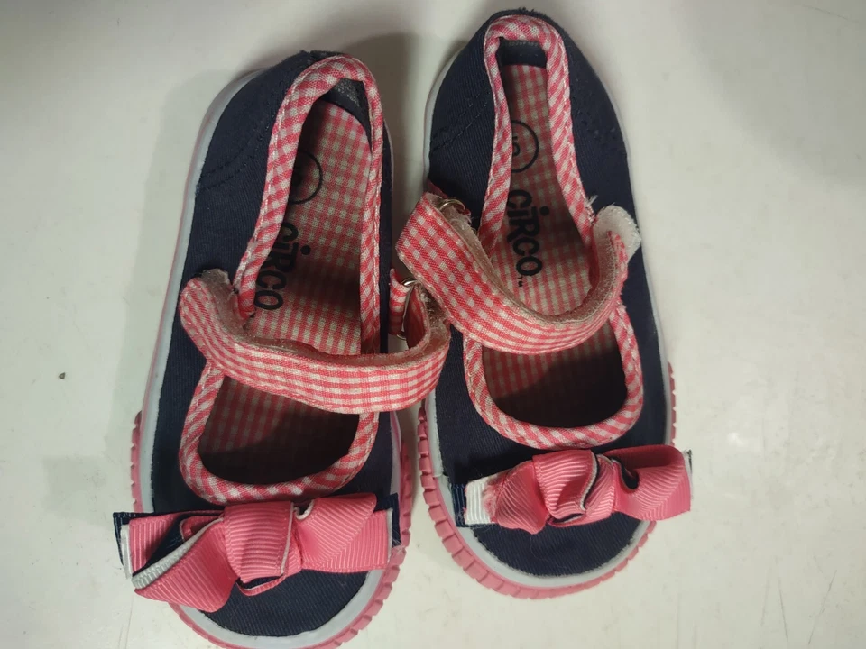 Marca Circo ~ Niño pequeño talla 5 ~ Diseño azul marino, rosa y lunares ~ Cierre de bucle Foto 1 de 4