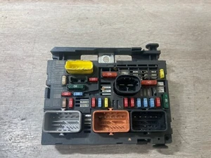 SCATOLA FUSIBILI PEUGEOT 308 1.6 DIESEL 2008 9664706380 - Foto 1 di 3