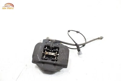 Pinza de freno trasera derecha del lado del pasajero Lexus LS460 LS600H 2007-2017 OEM Foto 1 de 4