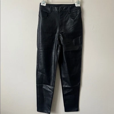 Calça nova com etiquetas LBLC The Label Robin couro sintético cropped cintura alta XS Reg. US$ 160 - Imagem 1 de 4