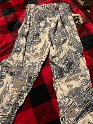 Sitka Dew Point Pants Open Country Medium - Image 1 of 4