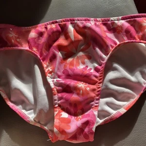 Girl’s Target Cherokee XL Pink & Orange Flowered Sparkle Swim Suit Bottoms - Picture 1 of 20