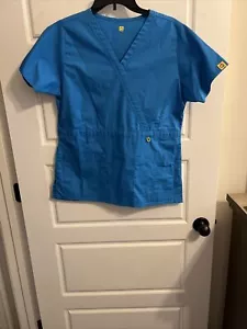 Blue Wonder Wink Scrub Top M - Picture 1 of 2