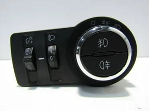 VAUXHALL VIVA 2015-19 HEADLIGHT & FOG LIGHT SWITCHES 95248636 O4441 - Picture 1 of 9