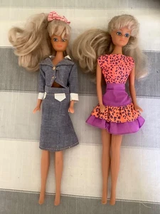 Pair Of Vintage ? Steffi Love Dolls With Selection of Clothes - Picture 1 of 3