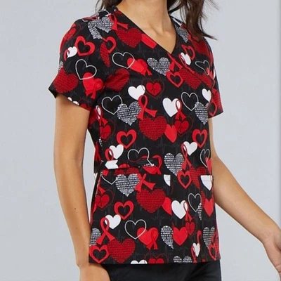 Blusa Médica Cherokee para Mujer Negra Roja Blanca Conciencia del Corazón Talla Bolsillos Grandes Foto 1 de 4