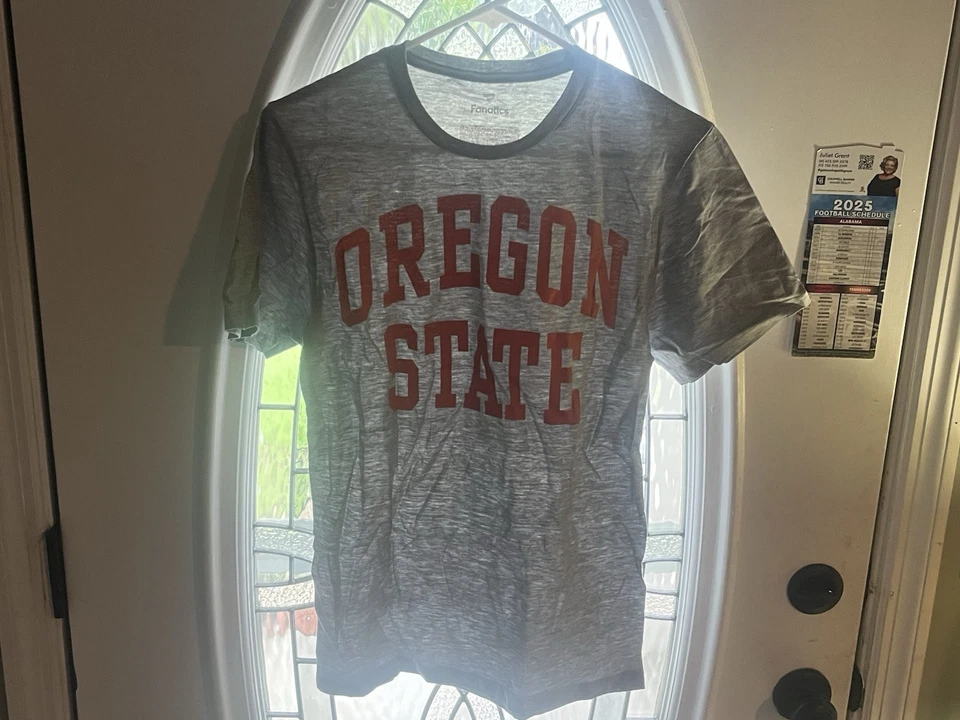 Oregon State Beavers Fanatics T Size Small New Without Tags - Image 1 of 1