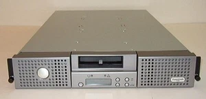 Dell PowerVault 124T Tape Autolader SG-0UH299 4RQ6Z91 incl 1x LTO-2 LTO2 SCSI - Afbeelding 1 van 1