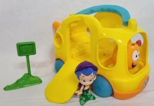 LOTTO PLAYSET SCUOLABUS BUBBLE GUPPIES MR GROUPER GILL FIGURE NUOTO-SAZIONALE - Foto 1 di 5