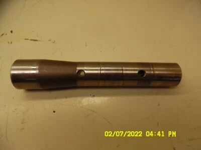 FORD 1910 TRANSMISSION REVERSE IDLER SHAFT SBA-322560091 - Image 1 of 4