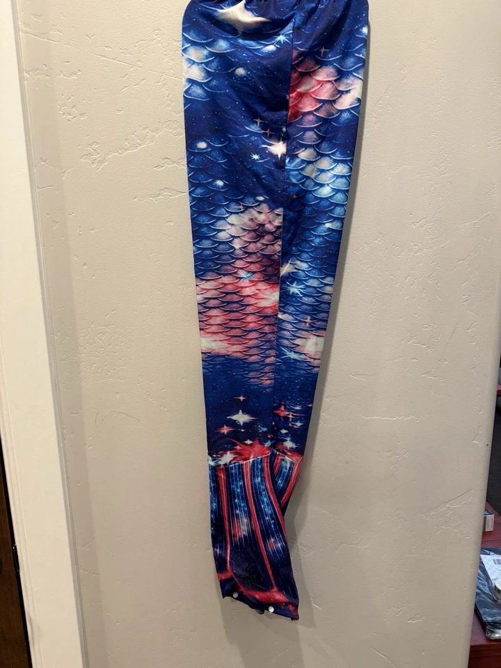 Traje de baño Galaxy cola de sirena para niños Disfraz para niñas 3-12 - Nadador y divertido Foto 1 de 1