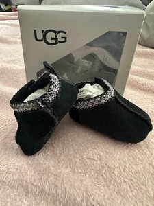 New In Box Baby/Toddler Ugg Tasman Slip On Slippers Size S (0/1) - Picture 1 of 3