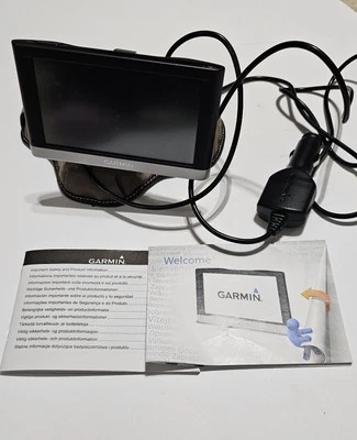 Garmin nüvi 2557LMT Automotive GPS Cord & Mount Bundle Touch Screen/A/85 - Image 1 of 4