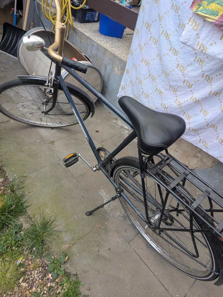 Gebrauchte Fahrradmänner 28 Zoll Marke Montana Schwarz - Bild 1 von 4