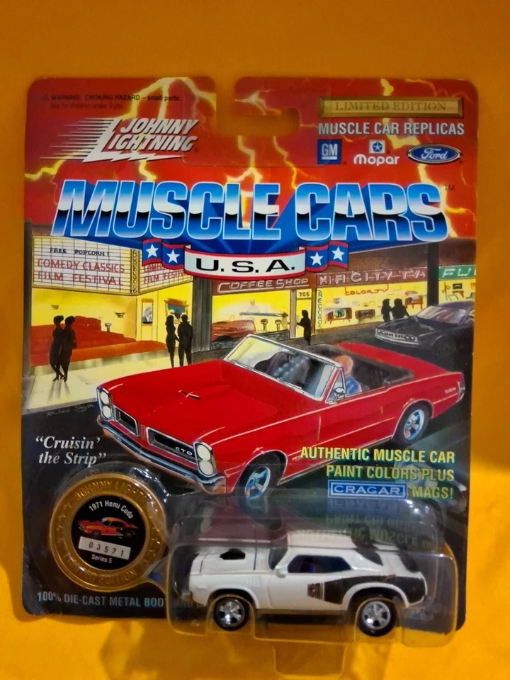 1971 HEMI Cuda Plymouth Barracuda Johnny Lightning 1994 Muscle Cars USA #09493