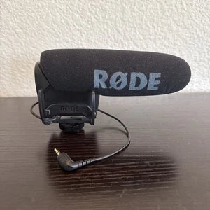 Rode VideoMic Pro On-Camera Shotgun Microphone w/ Shock Mount - Free Shipping - Picture 1 of 4