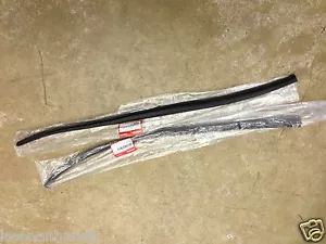 Genuine OEM Honda Odyssey Rear Sliding Door Entry Weatherstrip Set 2005-2010 - Picture 1 of 3