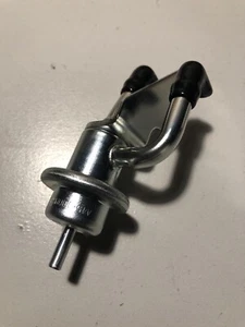 Nissan 300ZX OEM Fuel Dampener New BNIB 1990-96 Z32 NOS - Picture 1 of 3