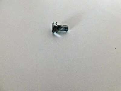 Bullone vite perno con ruggine e filettatura minimamente difettosa - Immagine 1 di 2