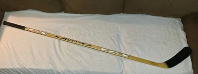 Palo de hockey usado juego KEITH TKACHUK St. Louis Blues FIRMADO AUTOGRAFIADO NHL  Foto 1 de 4