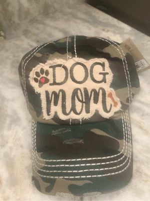 Gorra de béisbol perro mamá #deportes #perro #mamá Foto 1 de 3