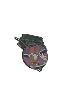 PIN Disney Daisy Duck Ornamento Oculto Mickey Completer 2010 - Imagen 1 de 6