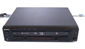 Sony RCD-W500C Compact Disc Recorder Dual Deck 5 Disc Player CD FOR PARTS - Picture 1 of 4