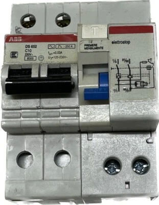 ABB Interruttore Differenziale Magnetotermico Salvavita DS652 10A 0,03A 2P - Immagine 1 di 4