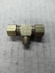 372-05-05-02 Brass 5/16" Compression Pipe Branch Tee Fitting x 1/8 Male NPT - Picture 1 of 1