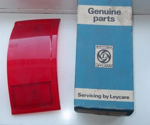 . Austin Allegro NOS OEM rear light lens right-hand DZA1534 - Picture 1 of 4