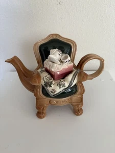Vintage Rare PORTMEIRION Cardew Designs Teapot Chair Old Country Roses Novelty - Picture 1 of 8