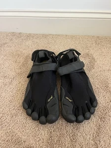 Scarpe Vibram FiveFingers KSO M138 nere taglia 42 US da uomo 9-9,5 - Foto 1 di 5