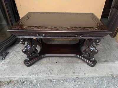 MESA BIBLIOTECA R. J. HORNER TALLADA ALA GRIFO Foto 1 de 4