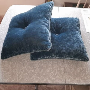 VINTAGE CRUSHED VELVET PILLOWS MID CENTURY RETRO (2) Blue Button Center HTF Set - Picture 1 of 9