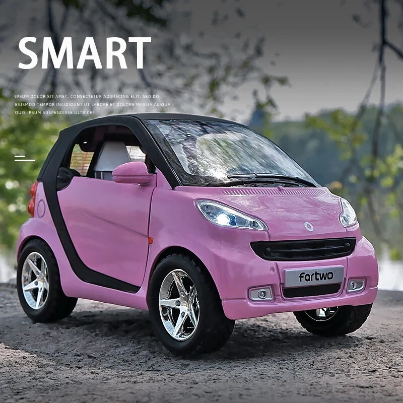 1:24 Car Smart Fortwo Alloy Metal Diecast Vehicle Toy Car Model Metal  Car Toys - Image 1 of 4