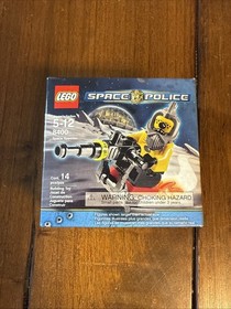LEGO Space Police Set #8400 Space Speeder NEW