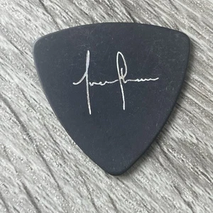 🔥 Strumento • Justin Chancellor Signature Black Bass Pick • 2022 Fear Inoculum Tour - Foto 1 di 2