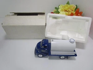 1952 GMC TANKER TRUCK EASTWOOD AUTOMOBILIA DIECAST 1992 FIRST GEAR - Bild 1 von 8