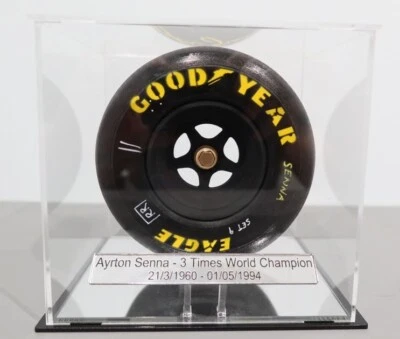 1/5th Ayrton Senna Tyre Display Handmade Custom - Изображение 1 из 4