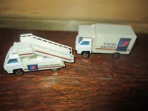 Set of Two UNITED AIRLIES AIRPORT Diecast Vehicles TRUCKS - Picture 1 of 2