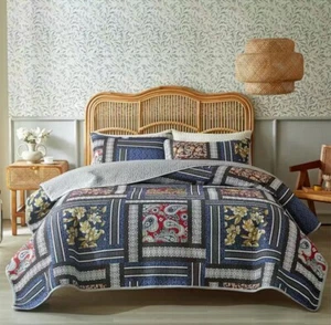 Set of 3 pieces of quilt light blanket with 2 suitable pillowcases set of bed li - Picture 1 of 9
