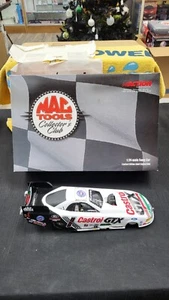 NIB 2001 FORD MUSTANG FUNNY RACE CAR JOHN FORCE CASTROL GTX ACTION 1/24 - Picture 1 of 13