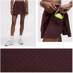 NUEVO CON ETIQUETAS Talla 6 Lululemon Perforada Cintura Estrecha Tenis Falda Buenas Noches Ciruela  - Imagen 1 de 8