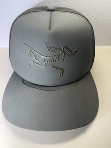 Arc'teryx Hat Cap Snapback OSFM Green Mesh Trucker Curved Hat Adjustable - Picture 1 of 12