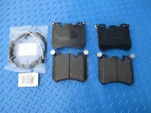 Rolls Royce Ghost Dawn Wraith front brake pads with sensor #4272 - Picture 1 of 6
